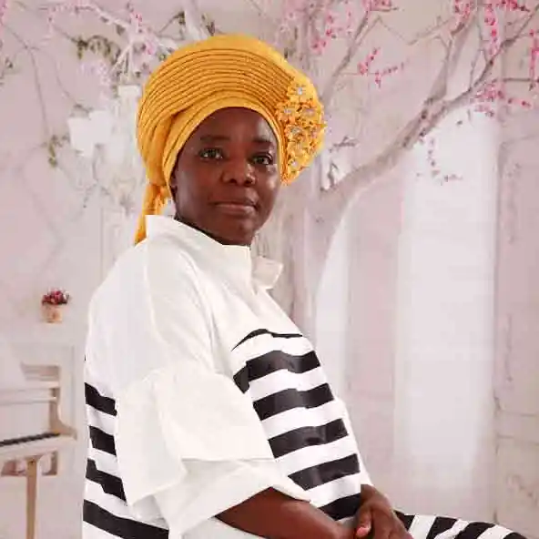 Prophetesse Yvette Flore Guimfack